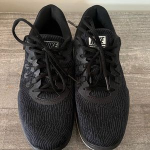 Nike Women’s Flex Supreme TR 6